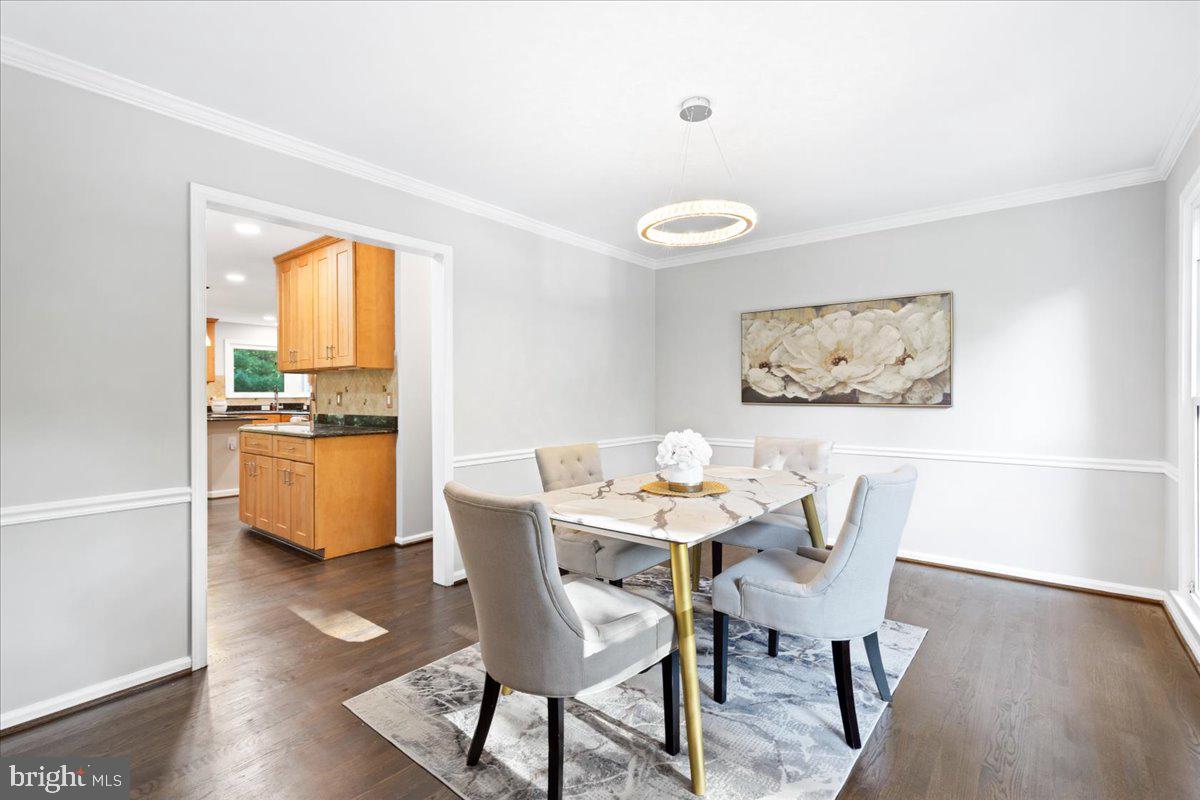 6103 Housatonic COURT