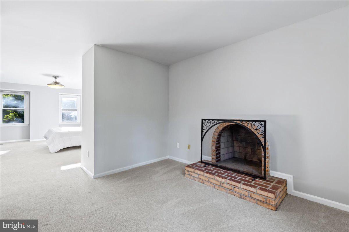 6103 Housatonic COURT