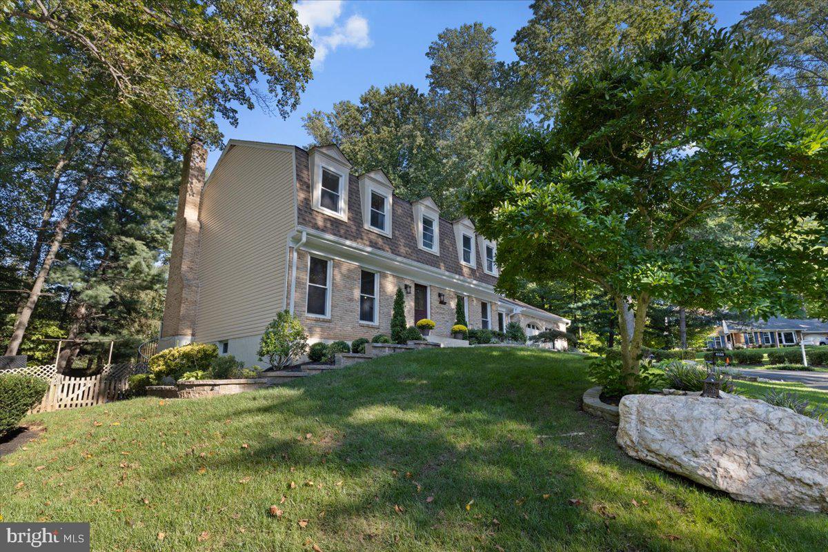6103 Housatonic COURT