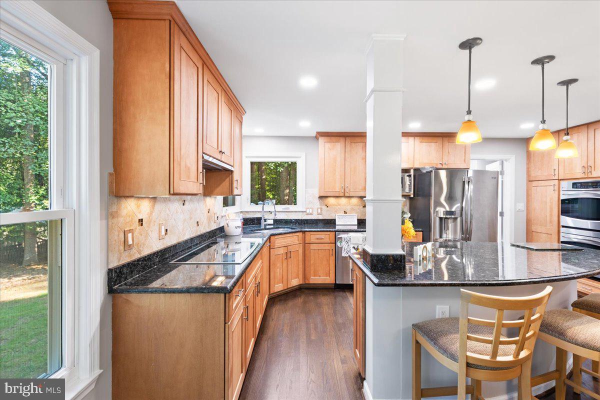 6103 Housatonic COURT
