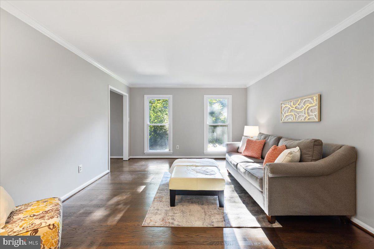 6103 Housatonic COURT