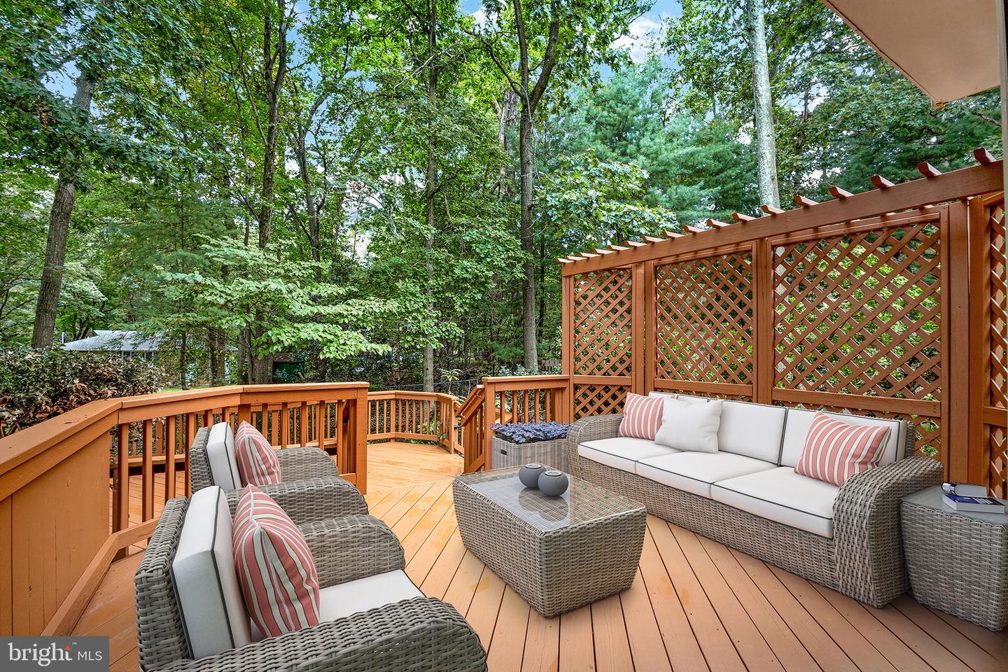9347 Tartan View DRIVE