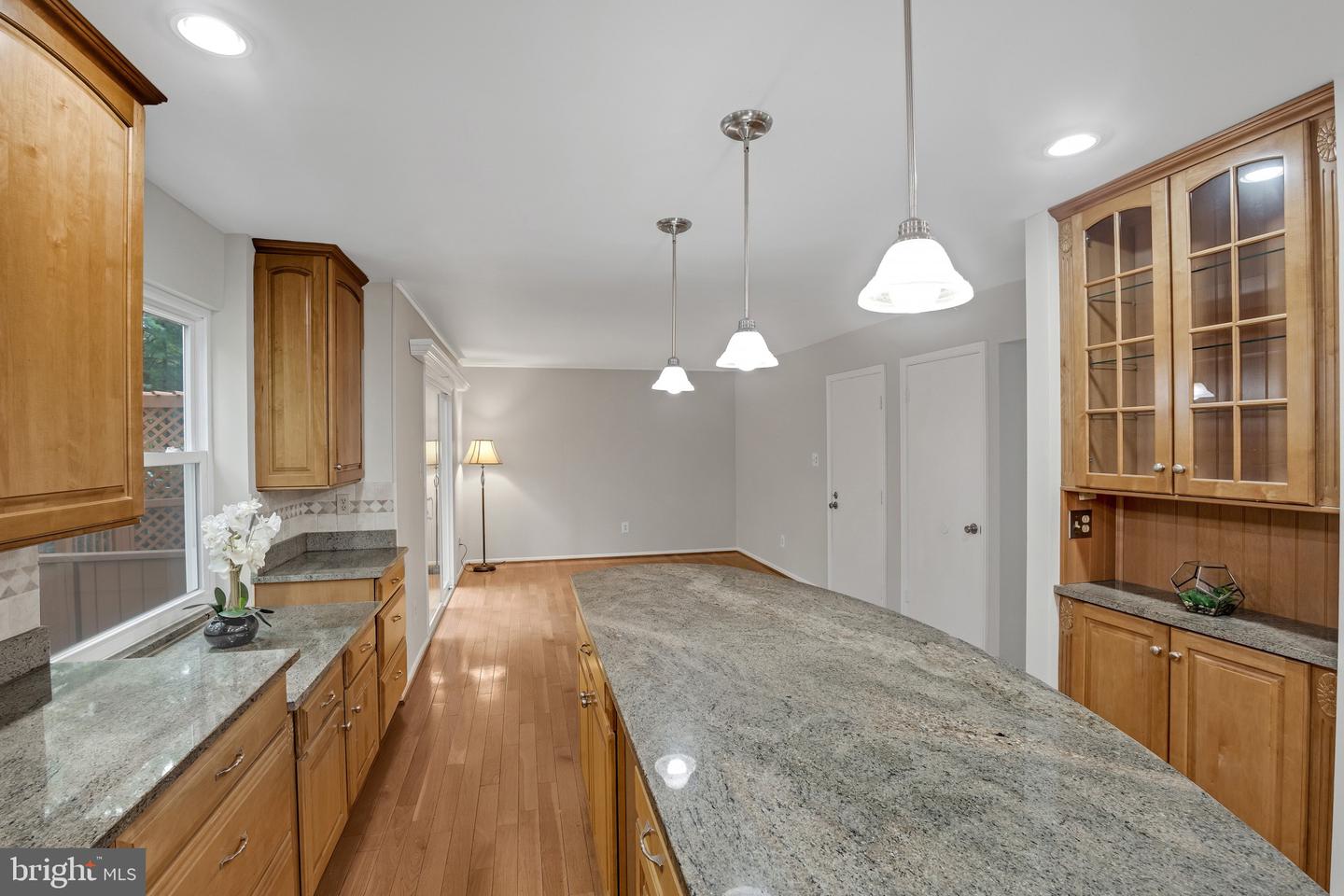 9347 Tartan View DRIVE