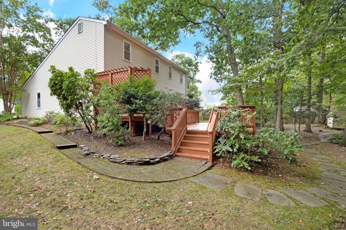 9347 Tartan View DRIVE