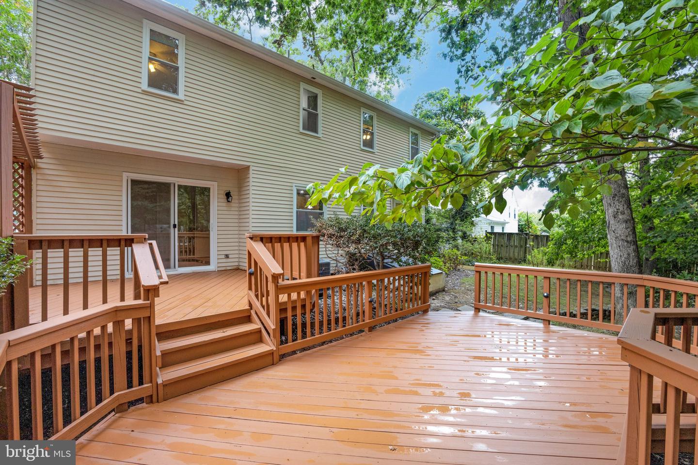 9347 Tartan View DRIVE
