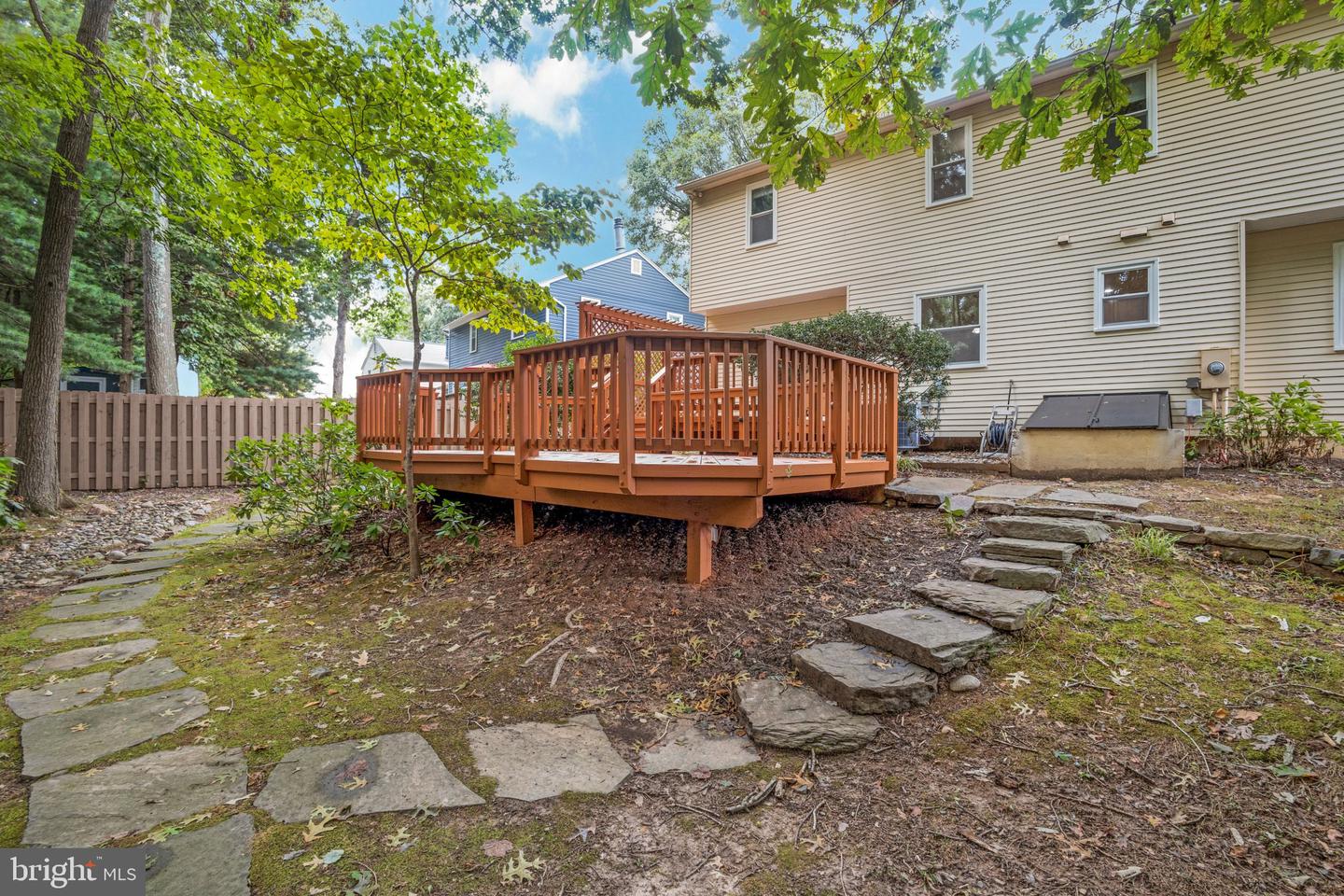 9347 Tartan View DRIVE