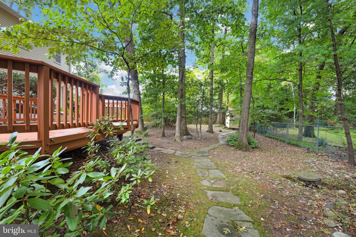 9347 Tartan View DRIVE