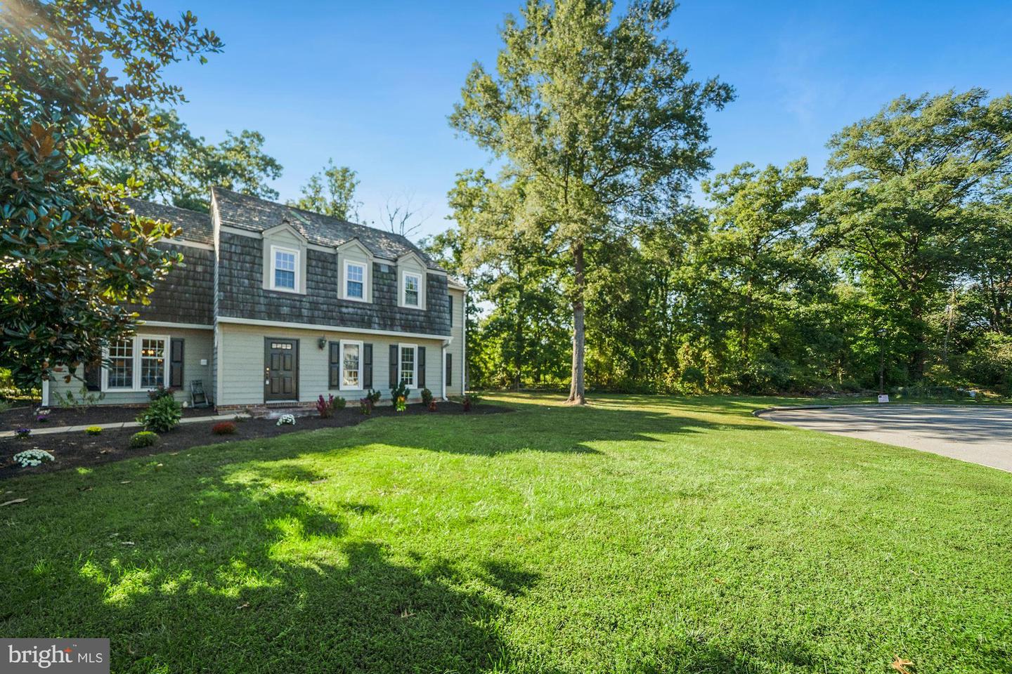 6615 Saint Mark COURT