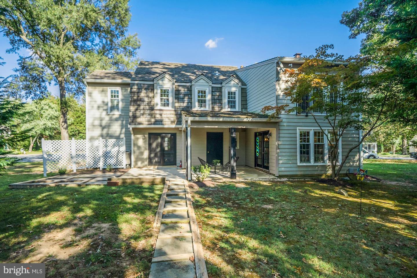 6615 Saint Mark COURT