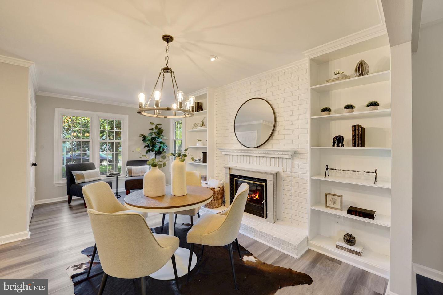 6615 Saint Mark COURT