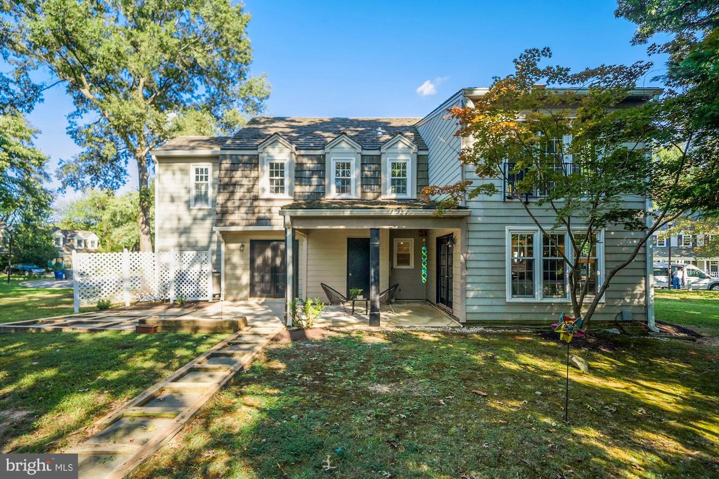 6615 Saint Mark COURT