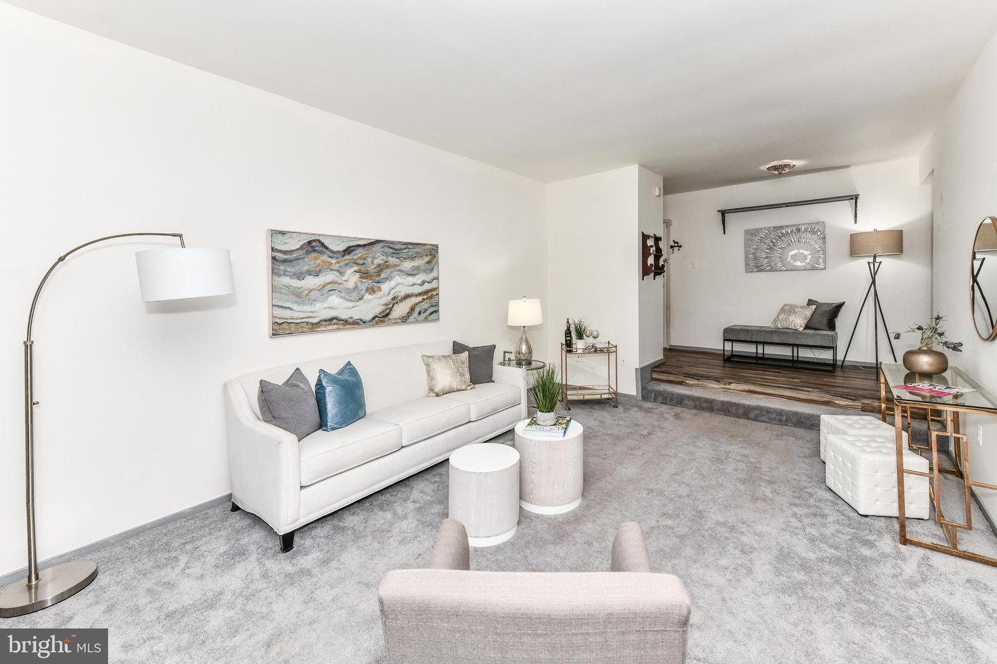 1639 Parkcrest CIRCLE Unit: 100