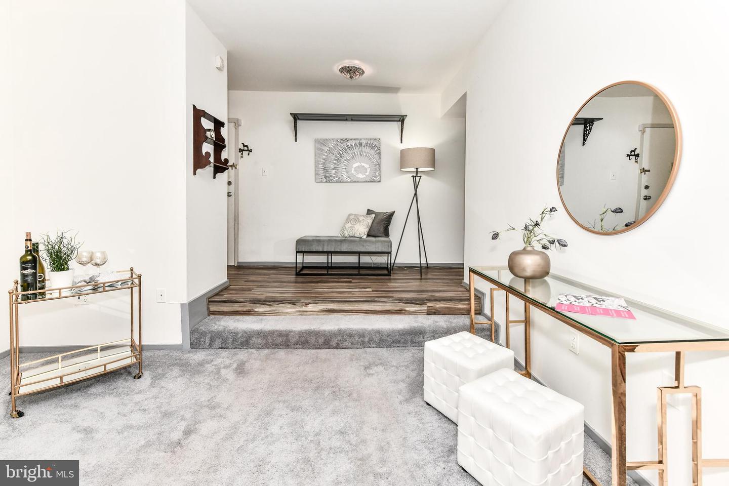 1639 Parkcrest CIRCLE Unit: 100
