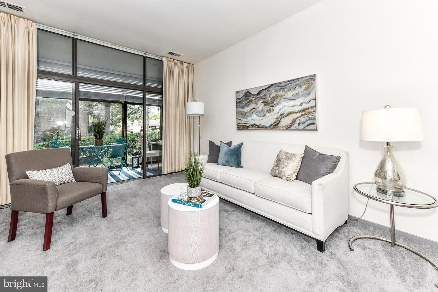 1639 Parkcrest CIRCLE Unit: 100