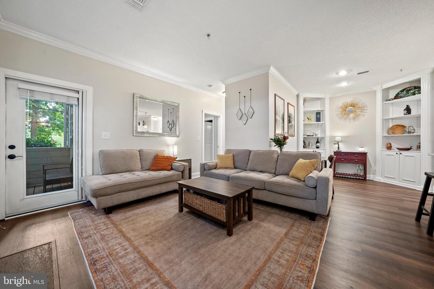 1724 Lake Shore Crest DRIVE Unit: 3
