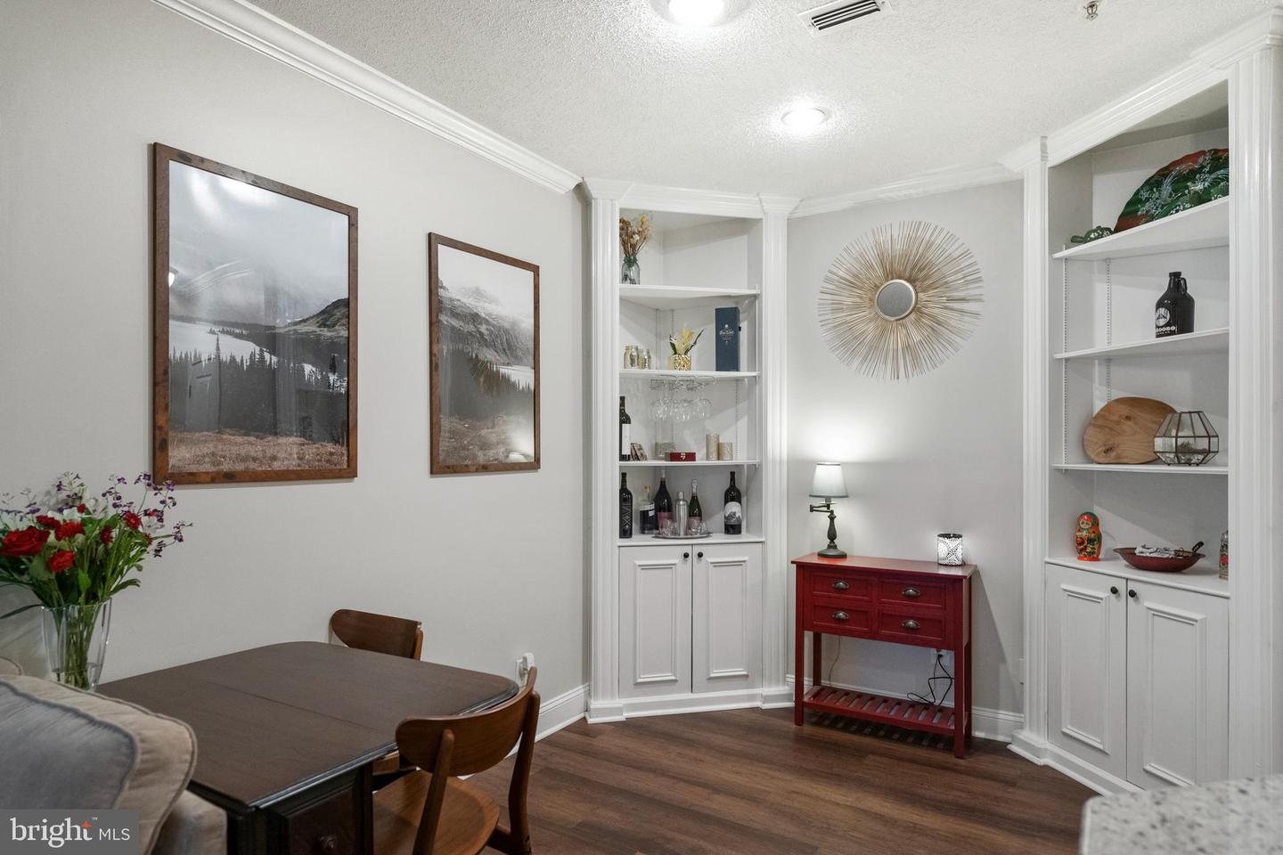 1724 Lake Shore Crest DRIVE Unit: 3