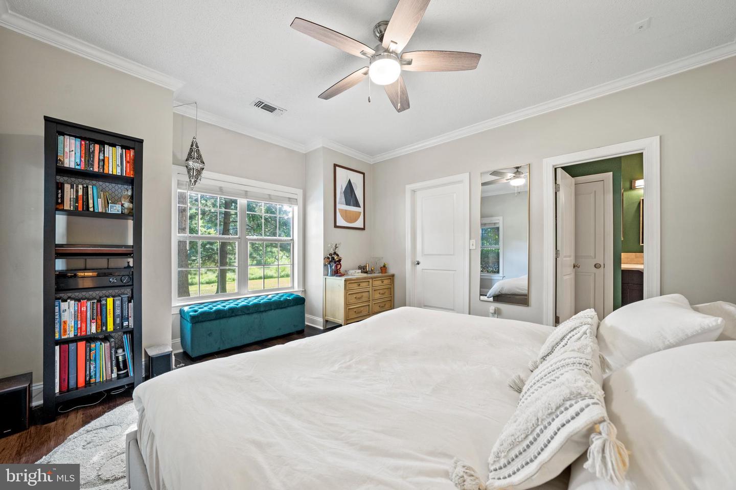 1724 Lake Shore Crest DRIVE Unit: 3