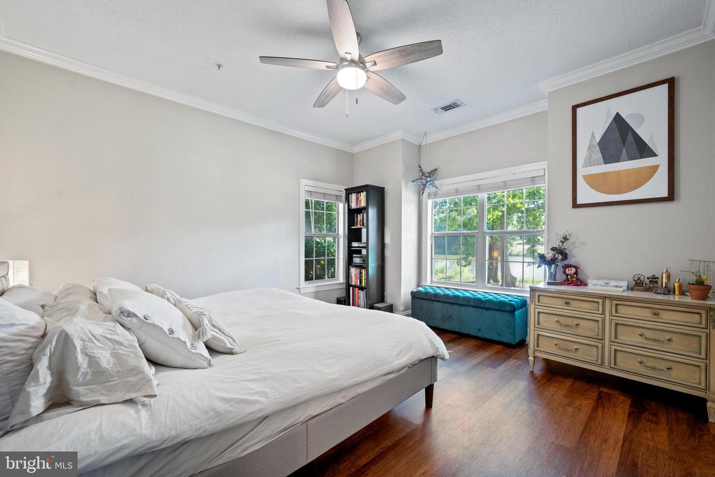 1724 Lake Shore Crest DRIVE Unit: 3