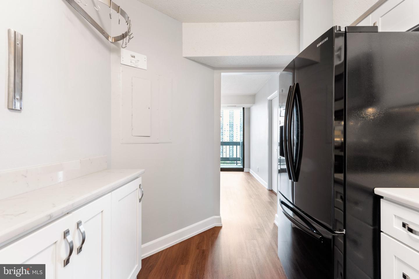 5505 Seminary ROAD Unit: 1214N