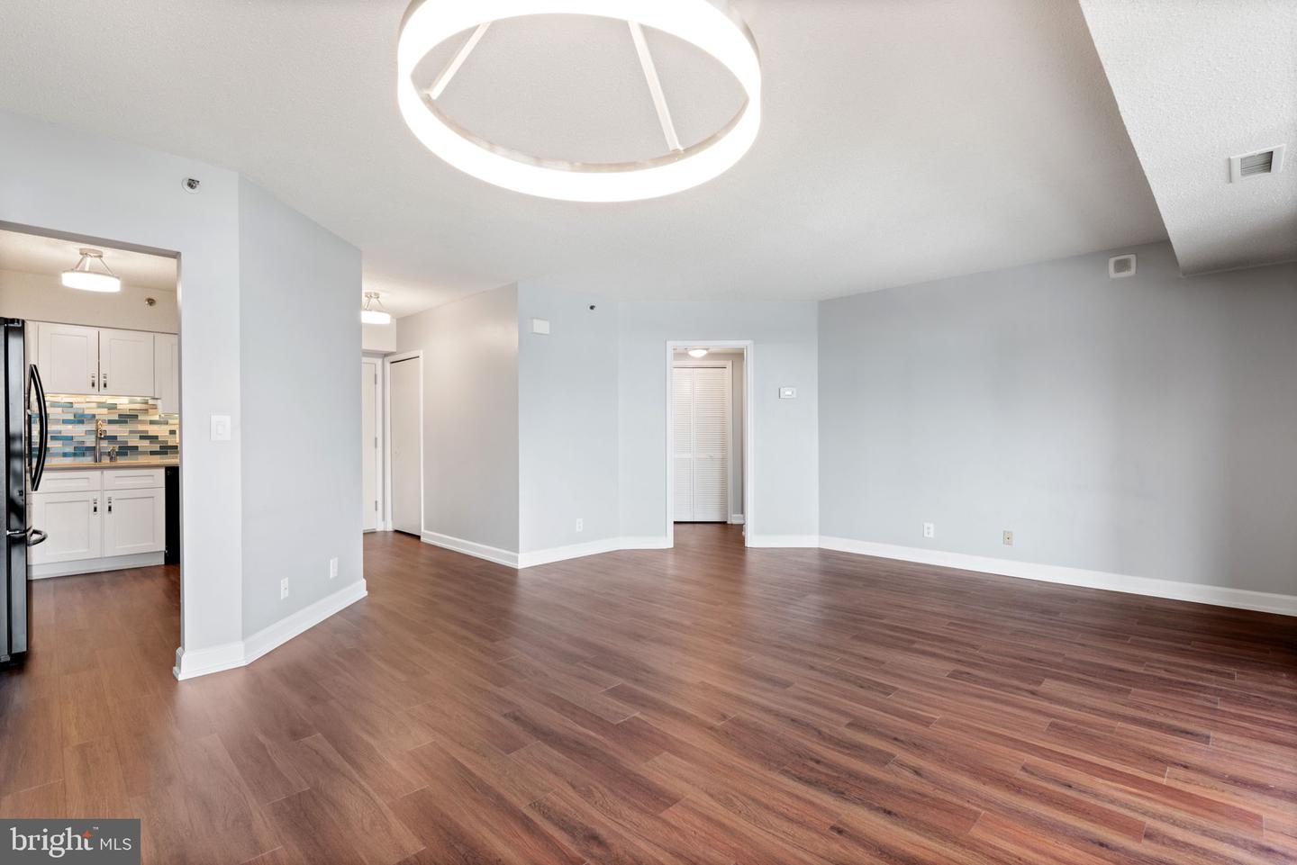 5505 Seminary ROAD Unit: 1214N