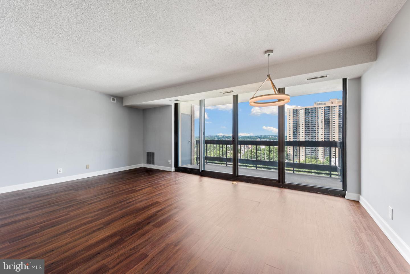 5505 Seminary ROAD Unit: 1214N