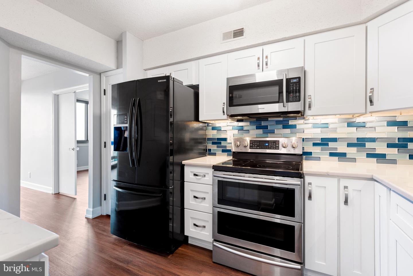 5505 Seminary ROAD Unit: 1214N