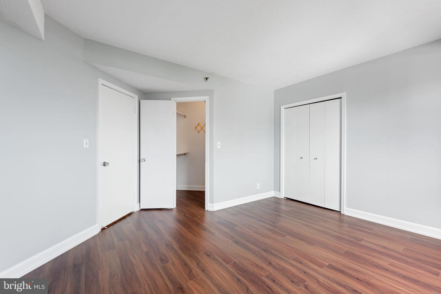 5505 Seminary ROAD Unit: 1214N