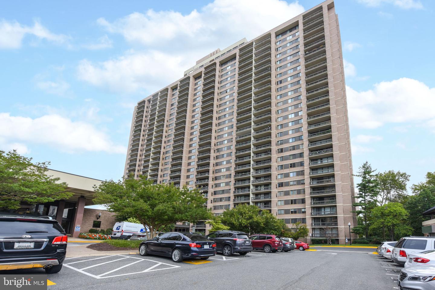5505 Seminary ROAD Unit: 1214N