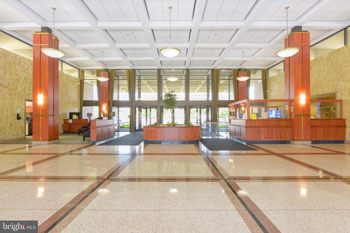 5505 Seminary ROAD Unit: 1214N