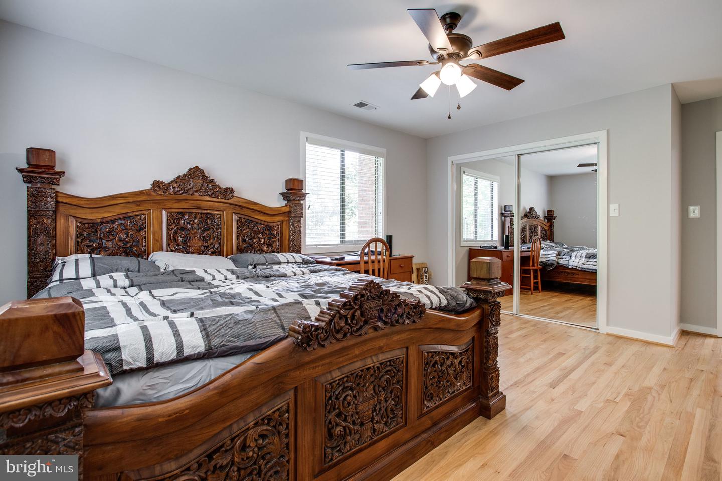 7224 Vistas LANE