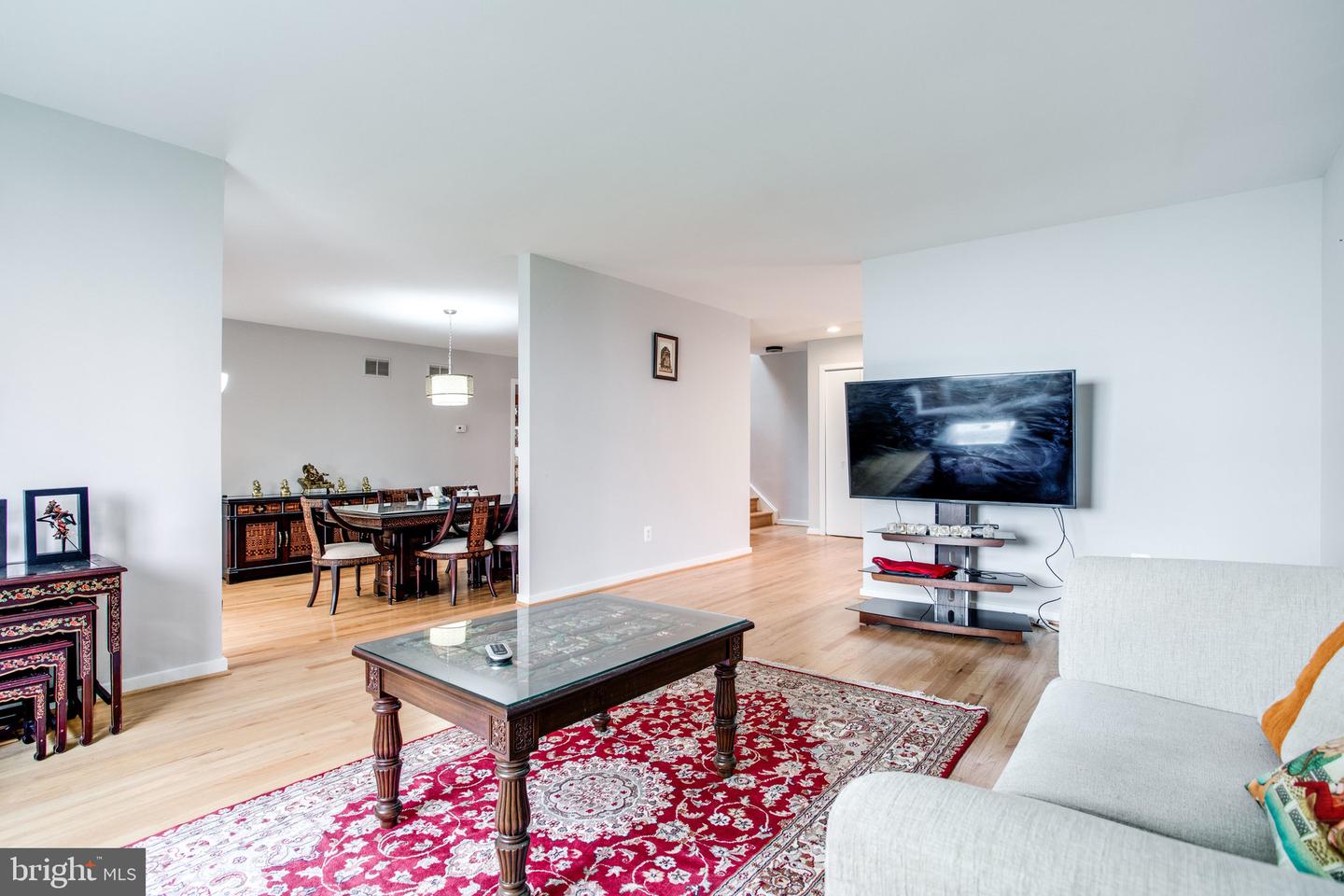 7224 Vistas LANE