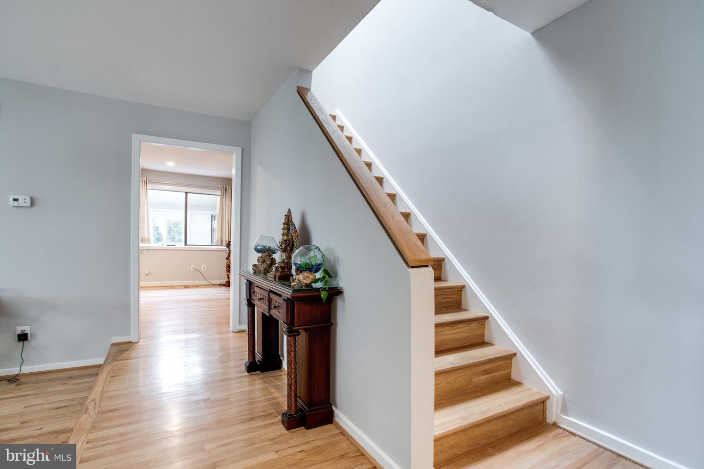 7224 Vistas LANE