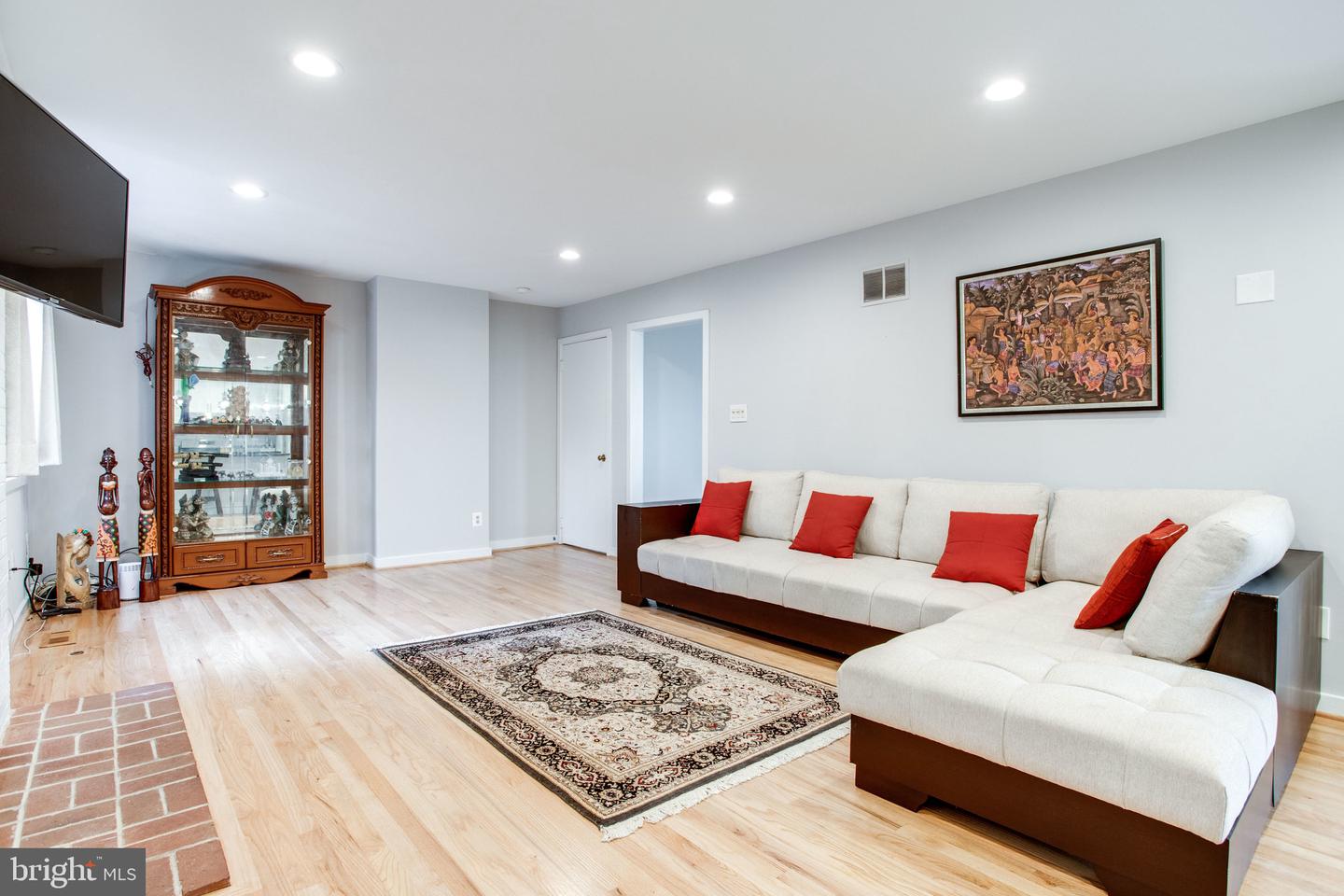 7224 Vistas LANE