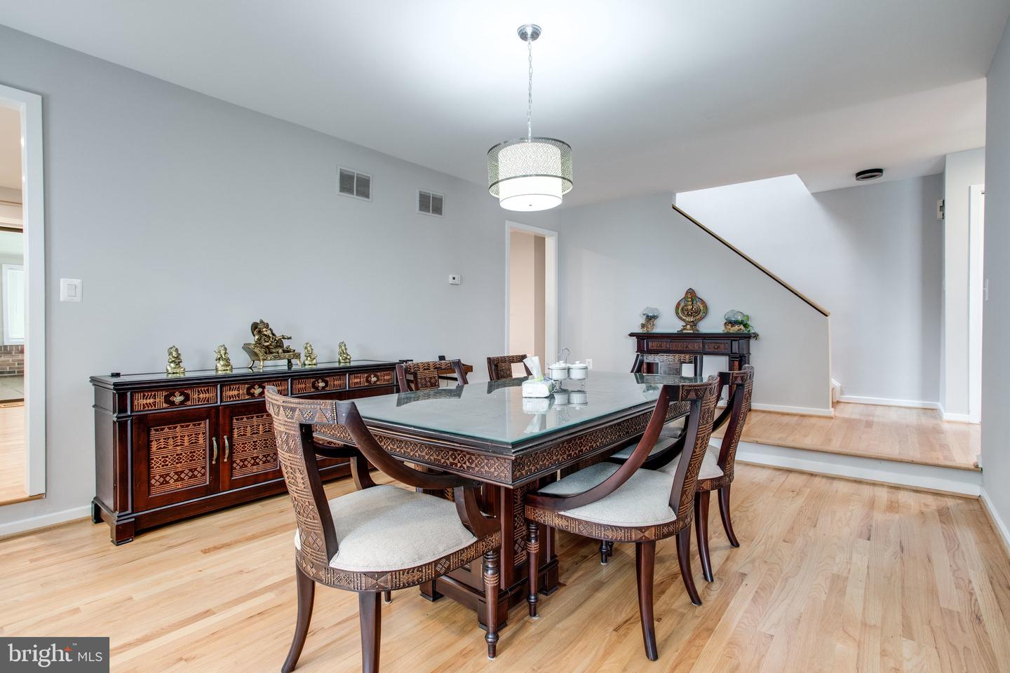 7224 Vistas LANE