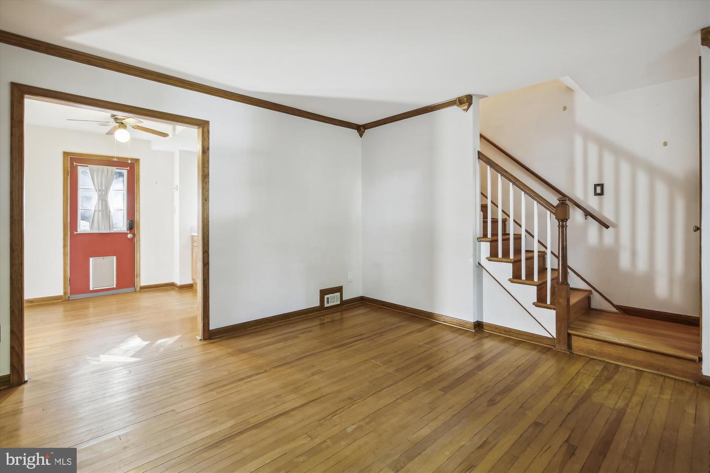 5823 Monticello ROAD