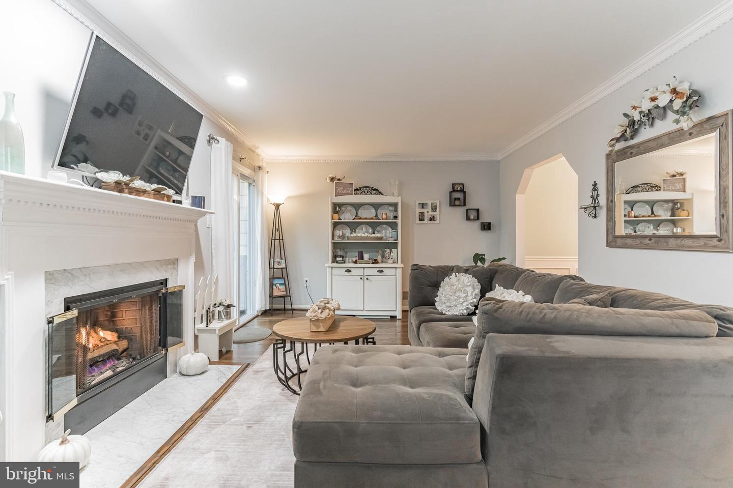 7322 Mallory CIRCLE