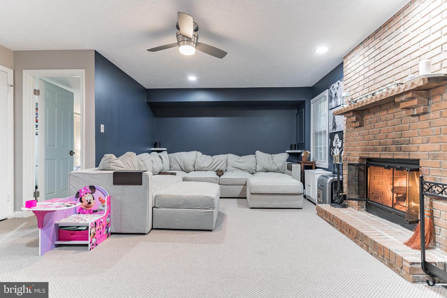 7322 Mallory CIRCLE