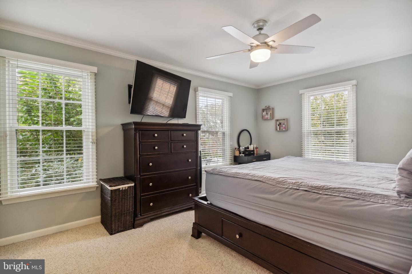 7322 Mallory CIRCLE