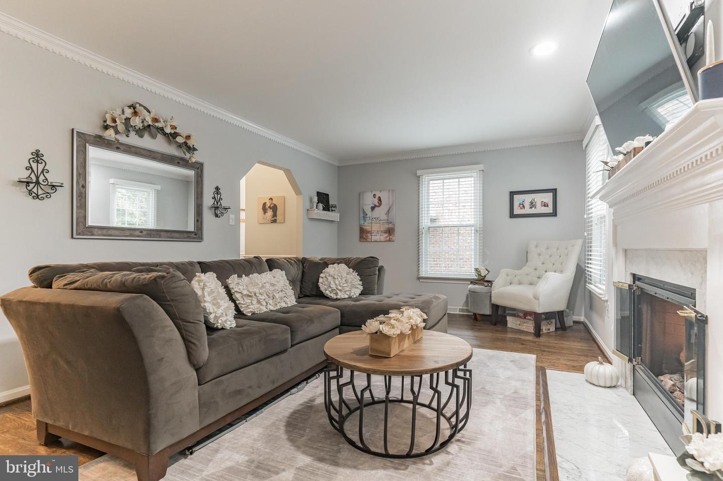 7322 Mallory CIRCLE