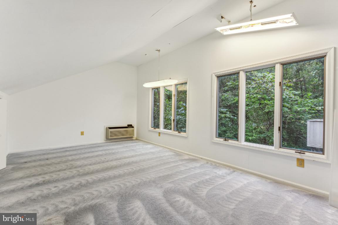 3200 Cobb Hill LANE