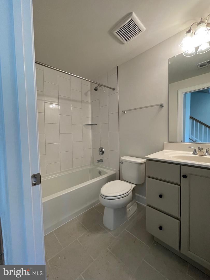 5213 Ridgeview Retreat DRIVE