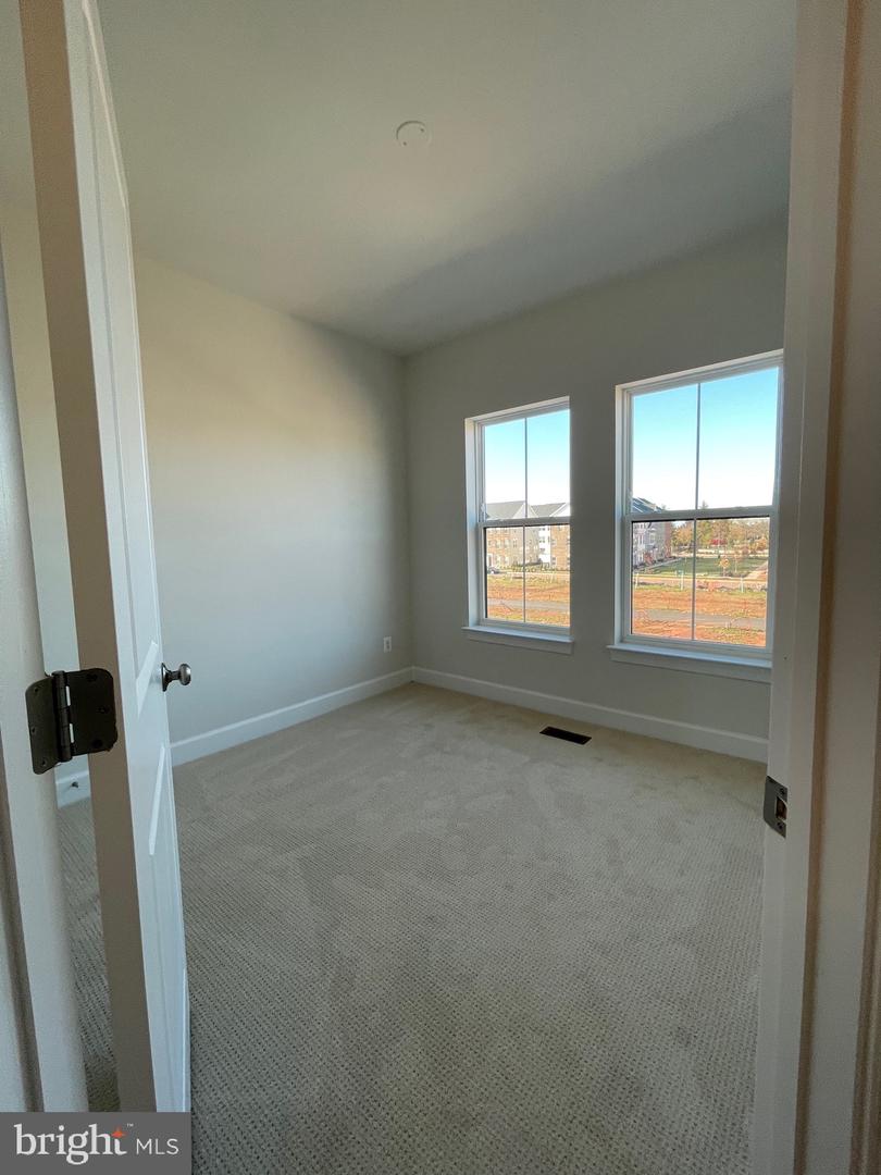 5213 Ridgeview Retreat DRIVE