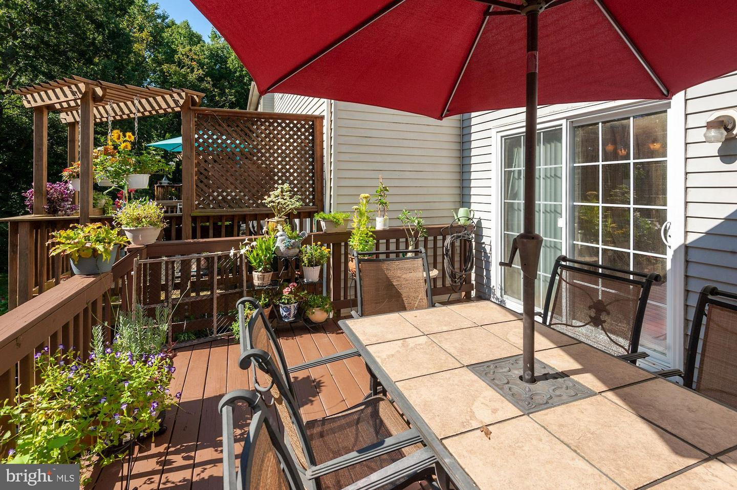 5843 Waterdale COURT