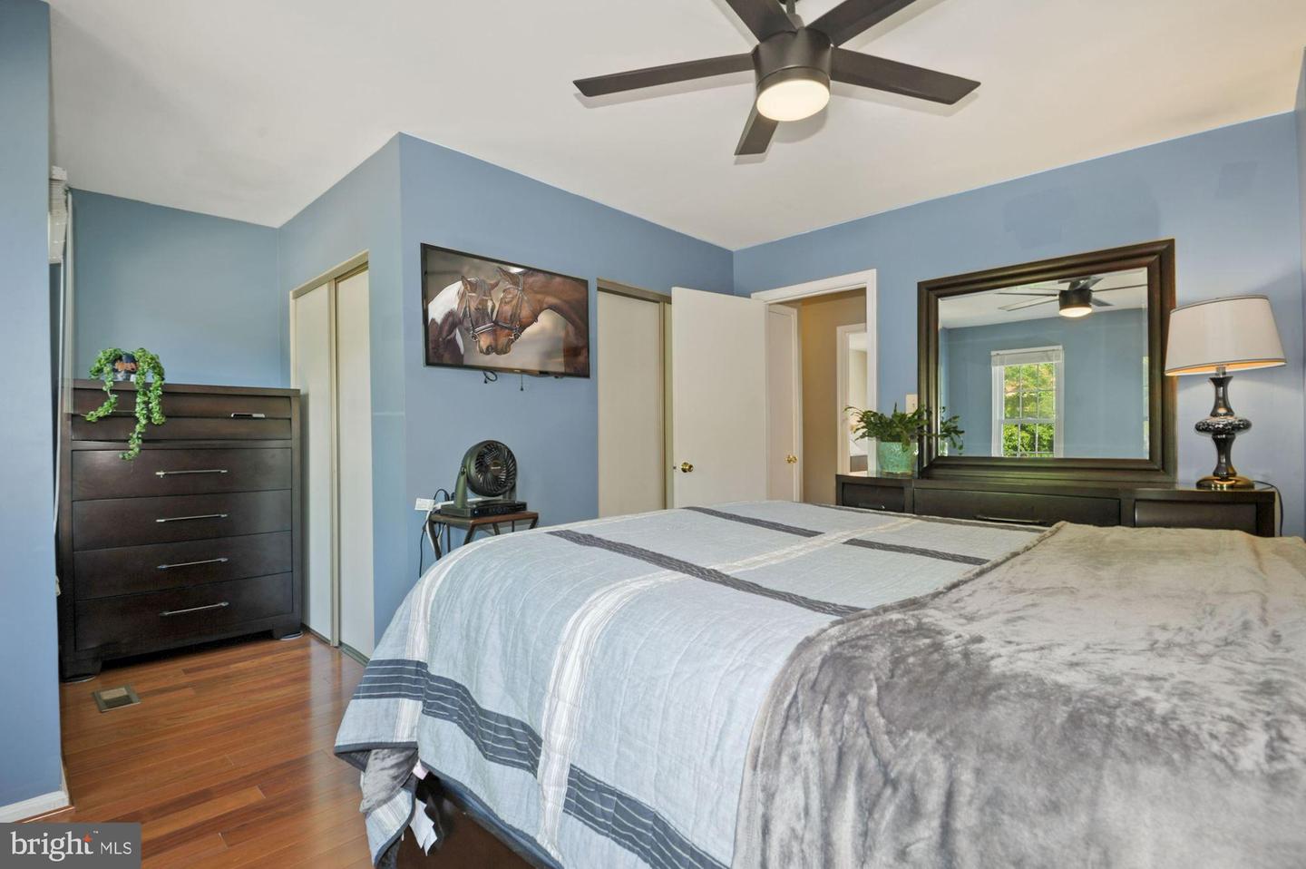 5843 Waterdale COURT