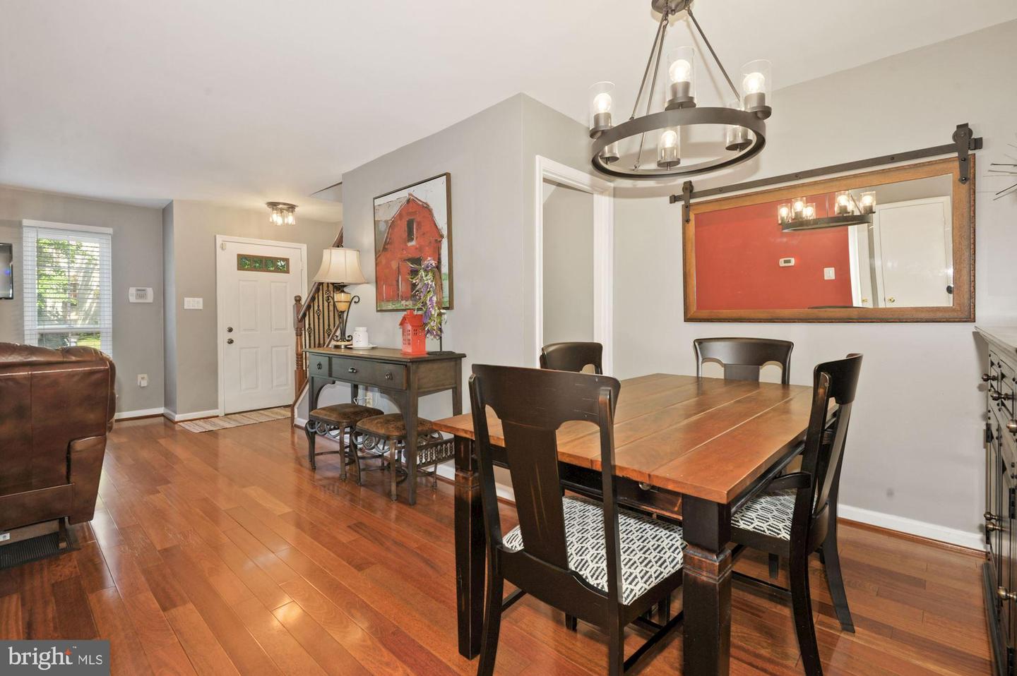 5843 Waterdale COURT