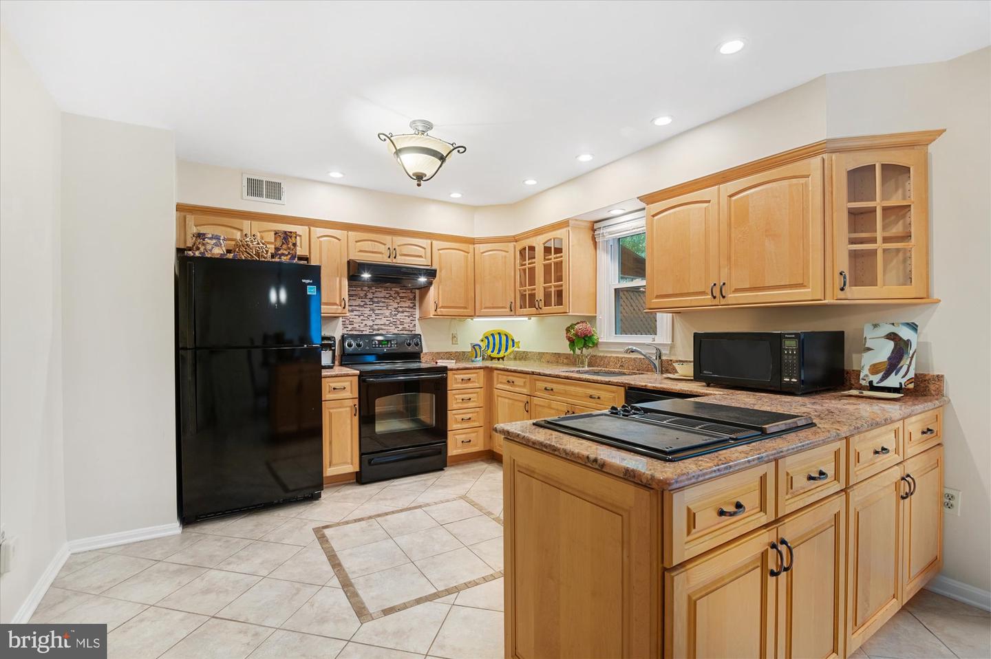7963 Yancey DRIVE