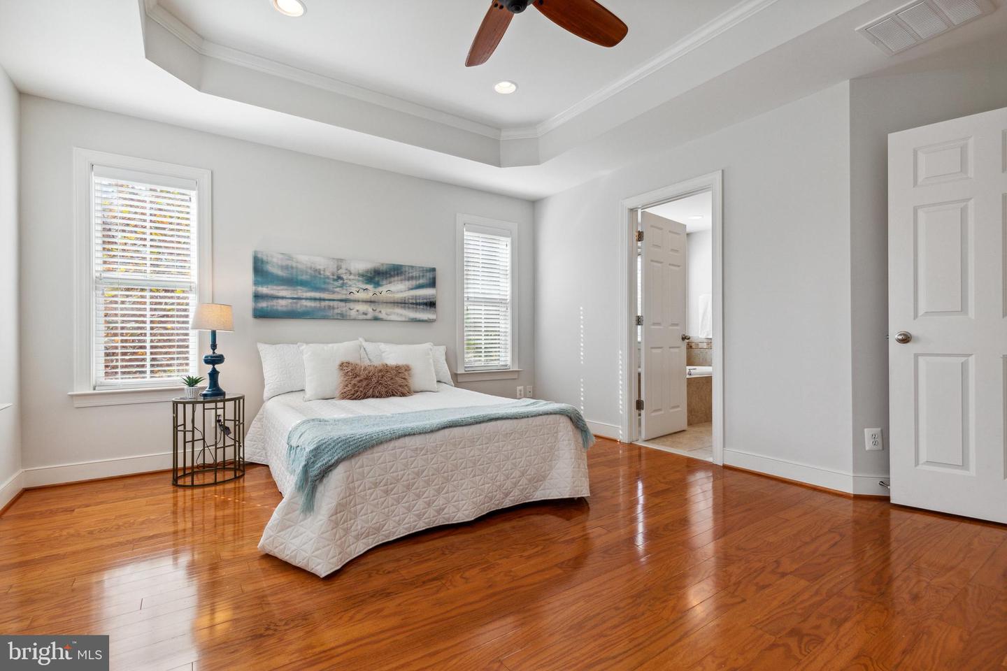 2083 Hunting Creek COURT