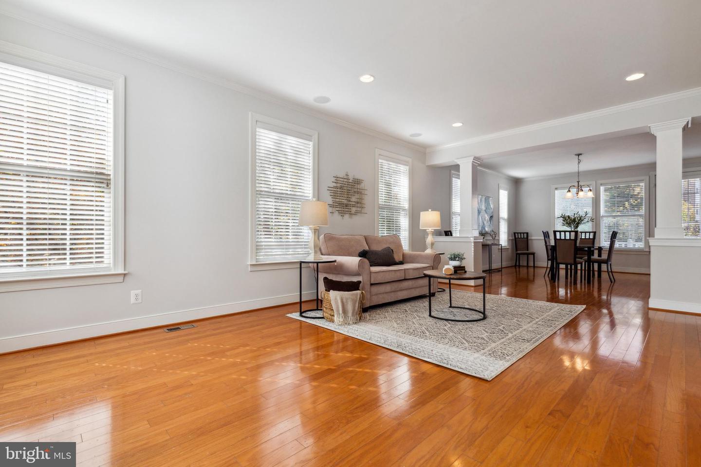 2083 Hunting Creek COURT