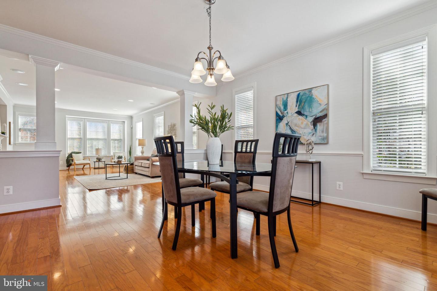 2083 Hunting Creek COURT