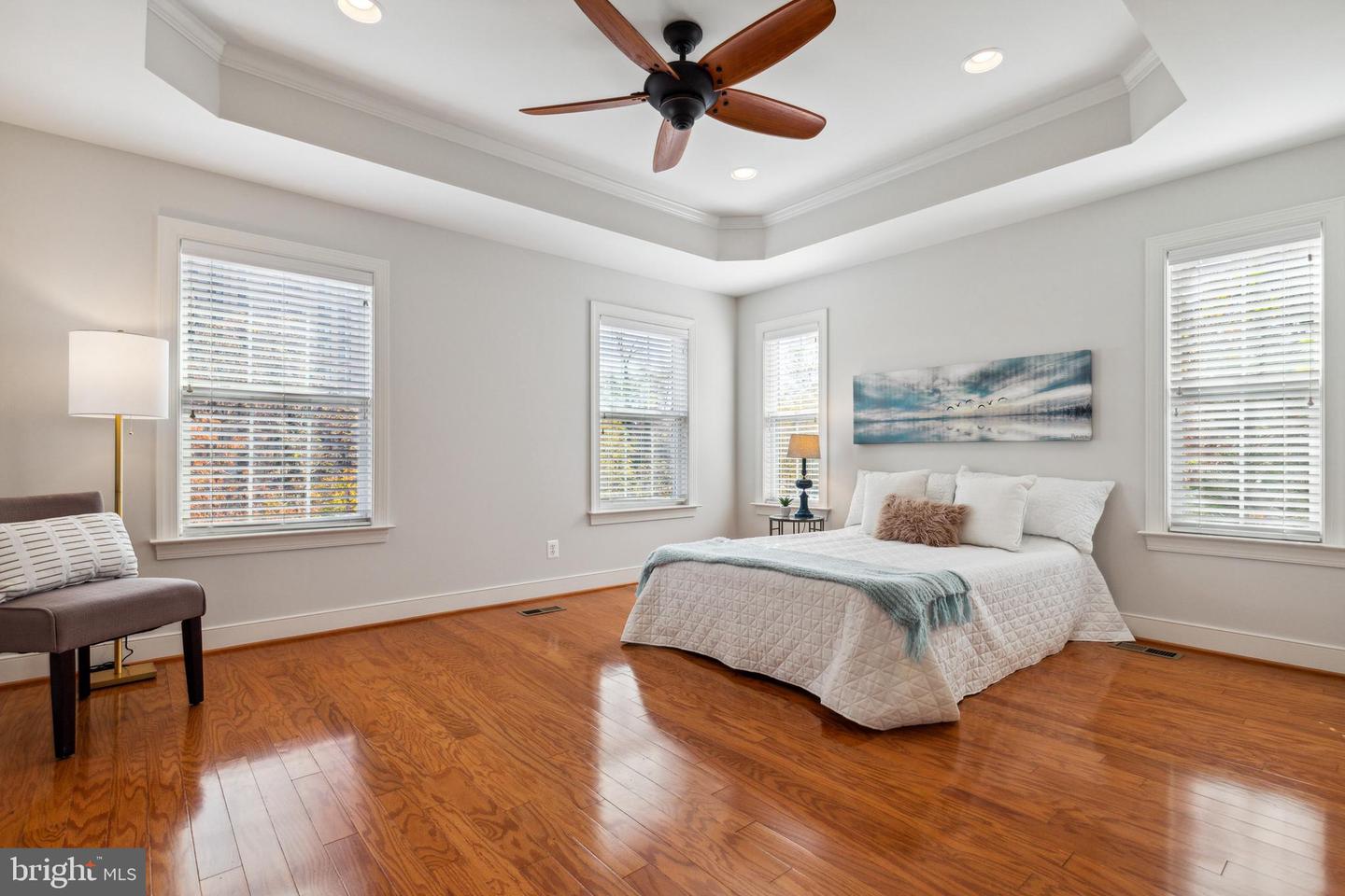 2083 Hunting Creek COURT